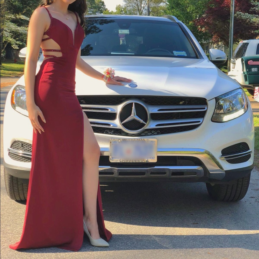 Prom Dress - Picture 2 of 4
